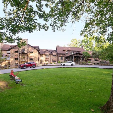 Cumberland Falls State Resort Park Honeybee エクステリア 写真