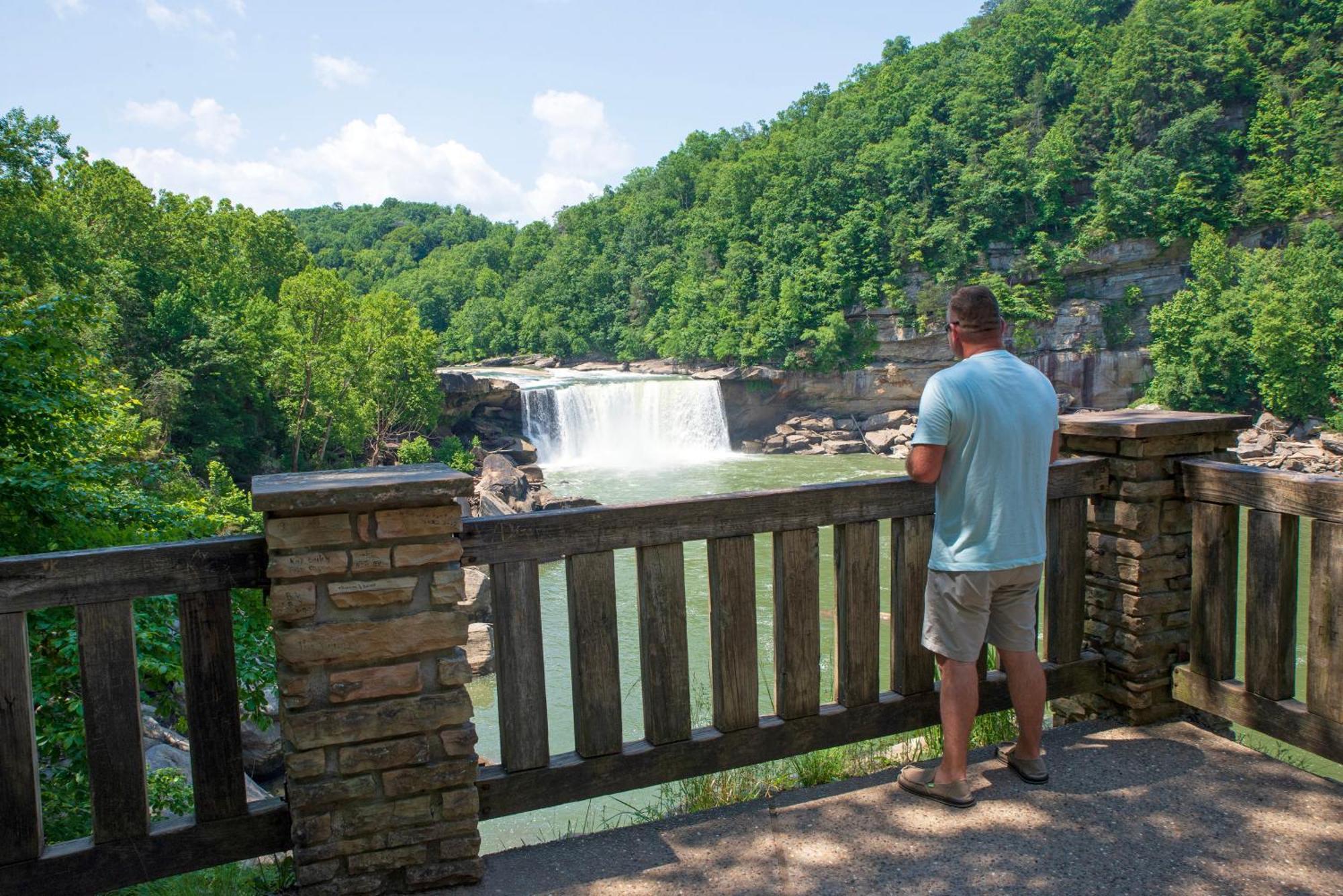 Cumberland Falls State Resort Park Honeybee エクステリア 写真